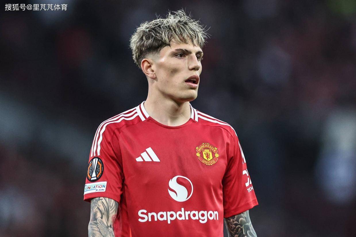 一日英超动向：曼城新10号亮相伊蒂哈德，曼联VS阿森纳看点真不少